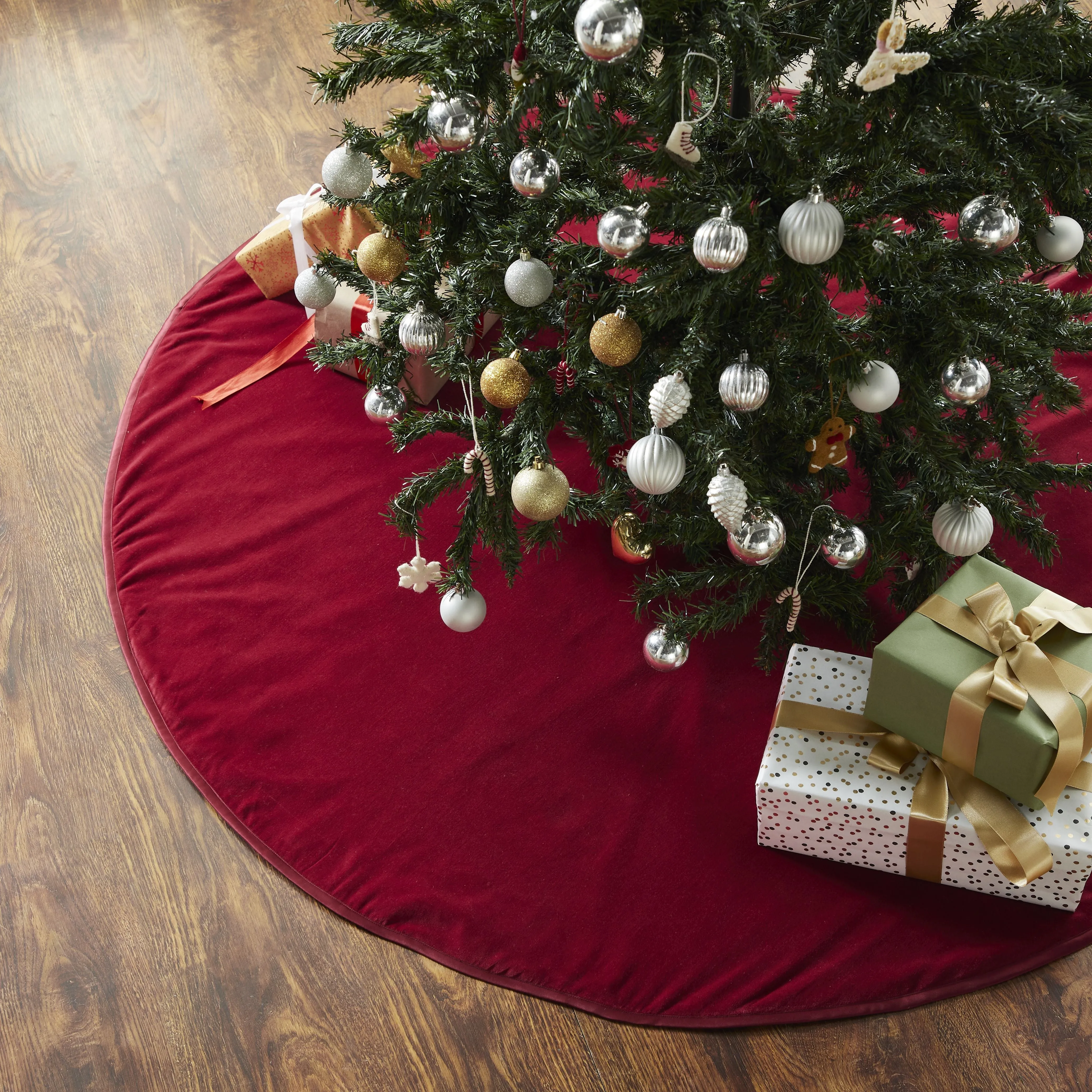 Luxurious Classic Velvet Tree Skirt-garnet Red