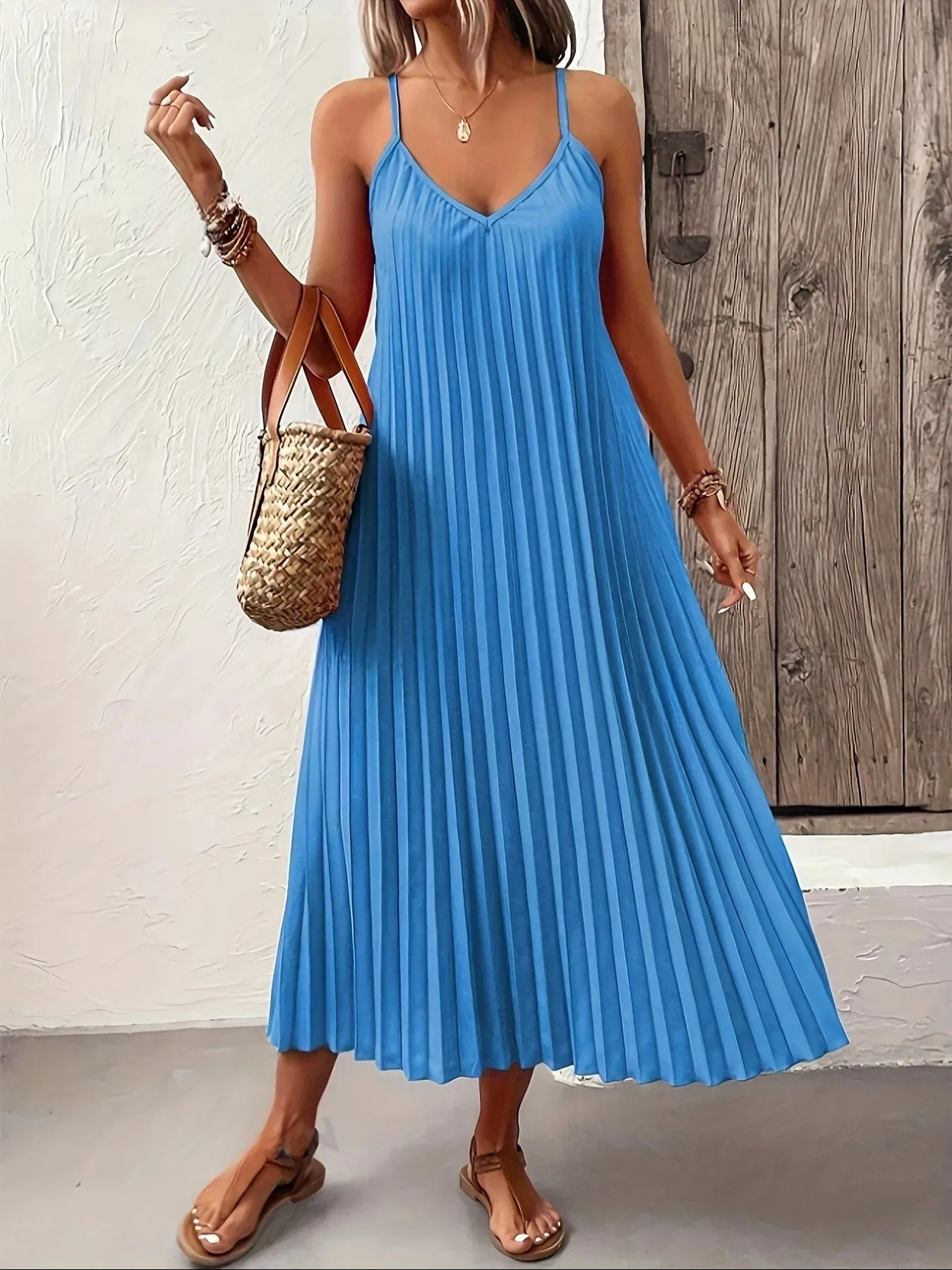 LVSANW Elegant and fashionable solid color pleated V-neck off shoulder strap dress for European and American women