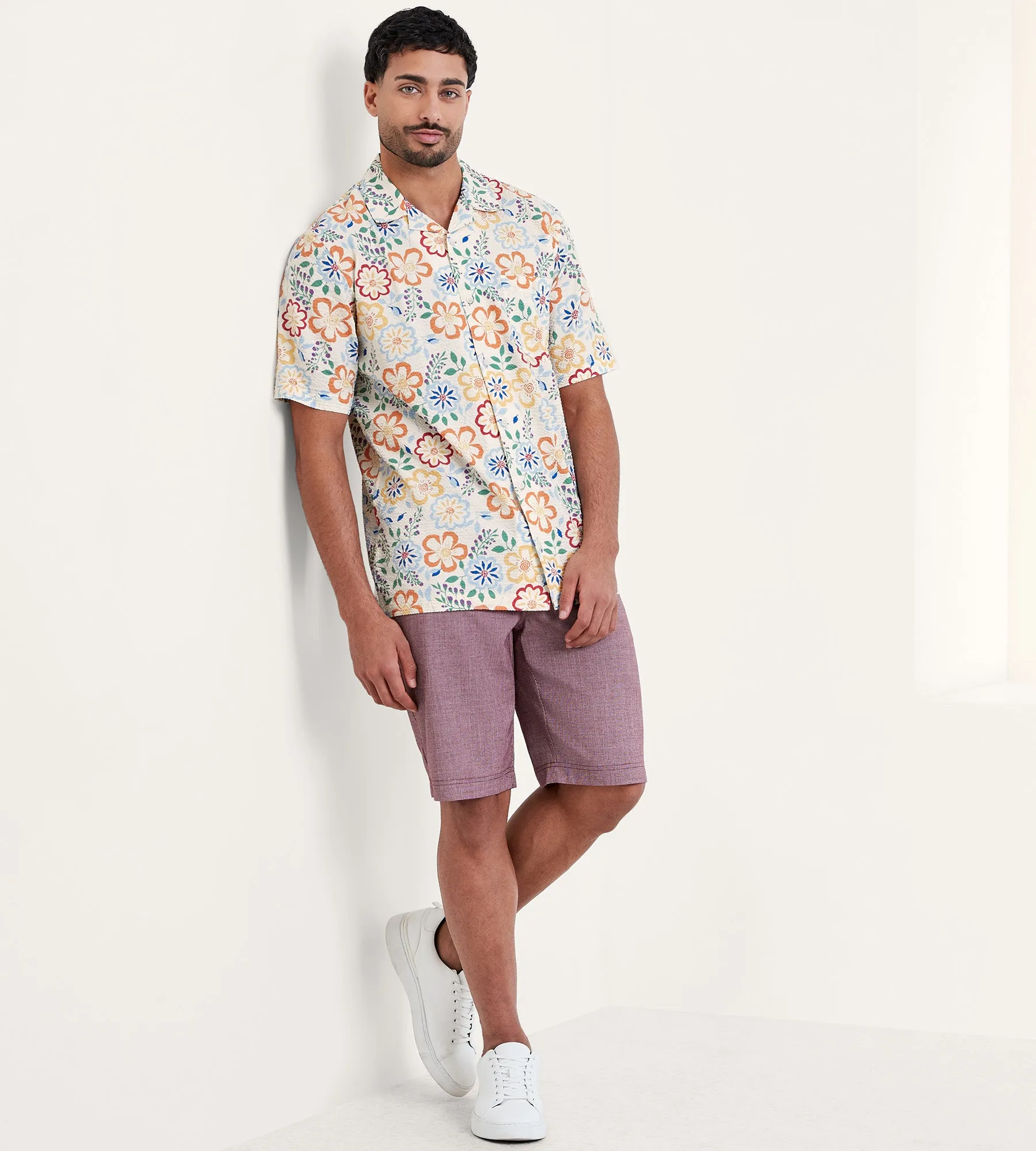 Modern Fit Printed Short Sleeve Resort Sport Shirt