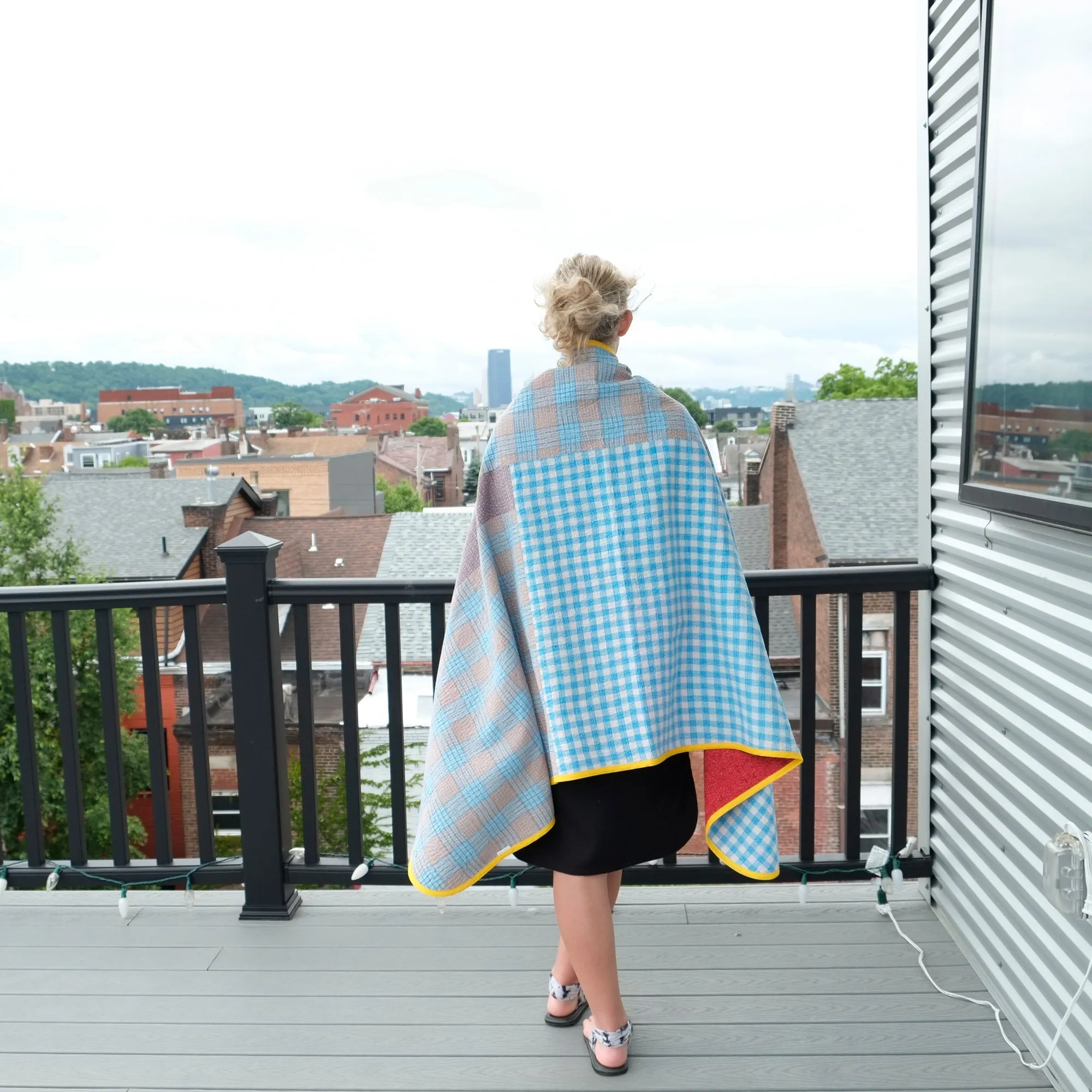 Nellie Poncho/ Blanket 003